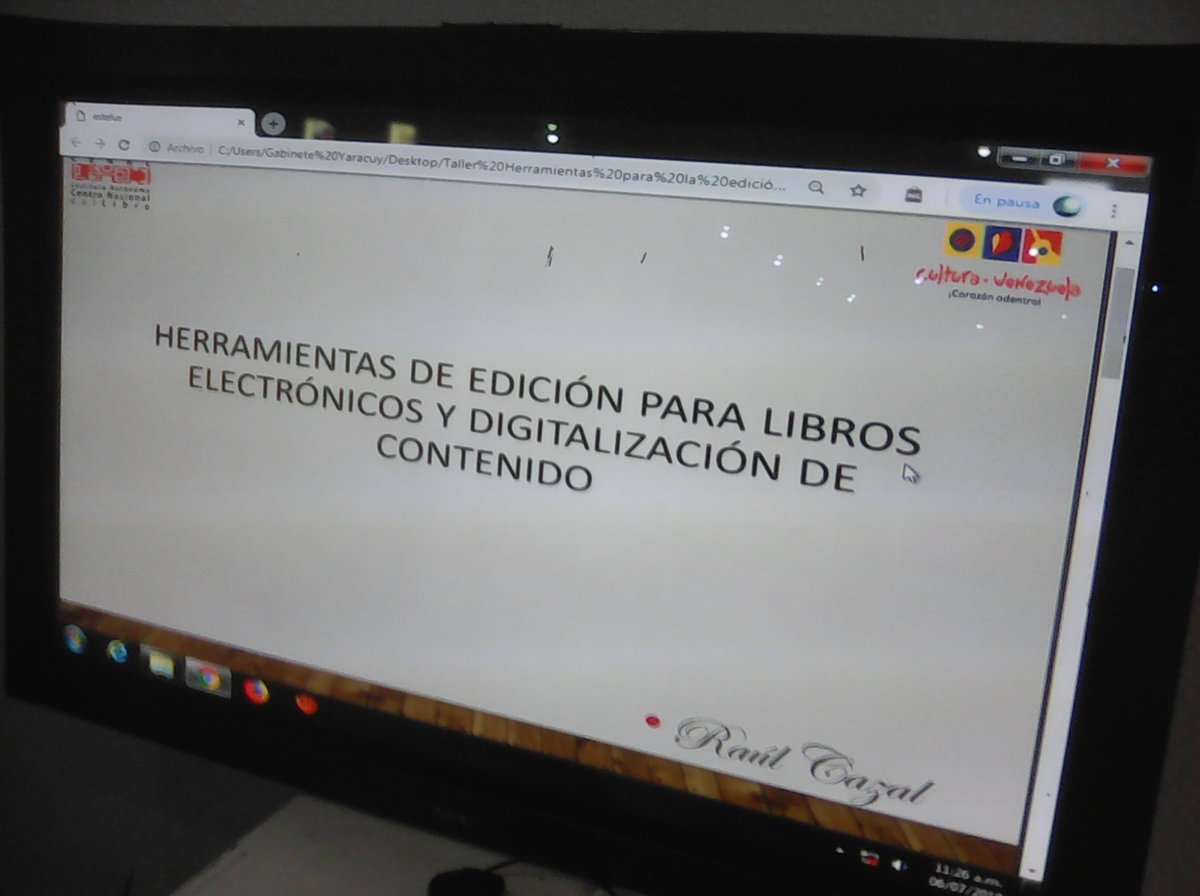 filven_cultura's tweet photo. A través de talleres de promoción de lectura, mediación de lectores y edición de libros, entre otros, el Cenal ofrece oportunidades para que las comunidades y colectivos participen y disfruten de la lectura y conviertan el libro en fiel compañero. @minculturave @VillegasPoljak https://t.co/WJ7o1jK1TM