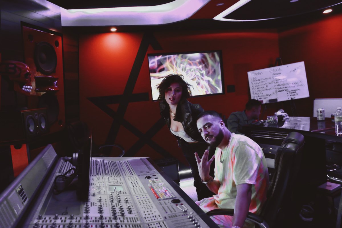 iHeartRadio's tweet photo. OMG. I need more details on what is happening here!!! 👀

@agnezmo x @FrencHMonTanA https://t.co/pIfOHpuiNF
