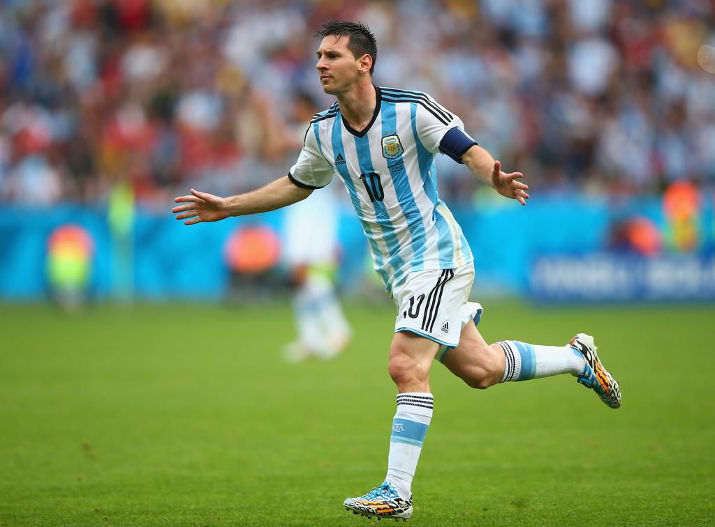 Messismo10's tweet photo. El Messi que más rozó la perfección fue el de Brasil 2014.
La camiseta, los botines, todo. https://t.co/y0gv7LMaWv