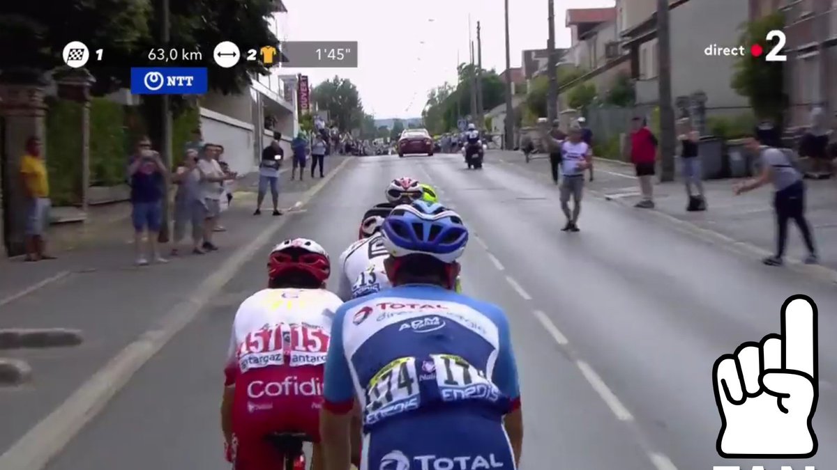 BMontier's tweet photo. Tournée des médias pour moi en ce début de TDF @francetvsport @LeParisienSport 😂 #TourdeFrance #Reims #cyclisme 🚴‍♂️ https://t.co/GDPw2cvEnz