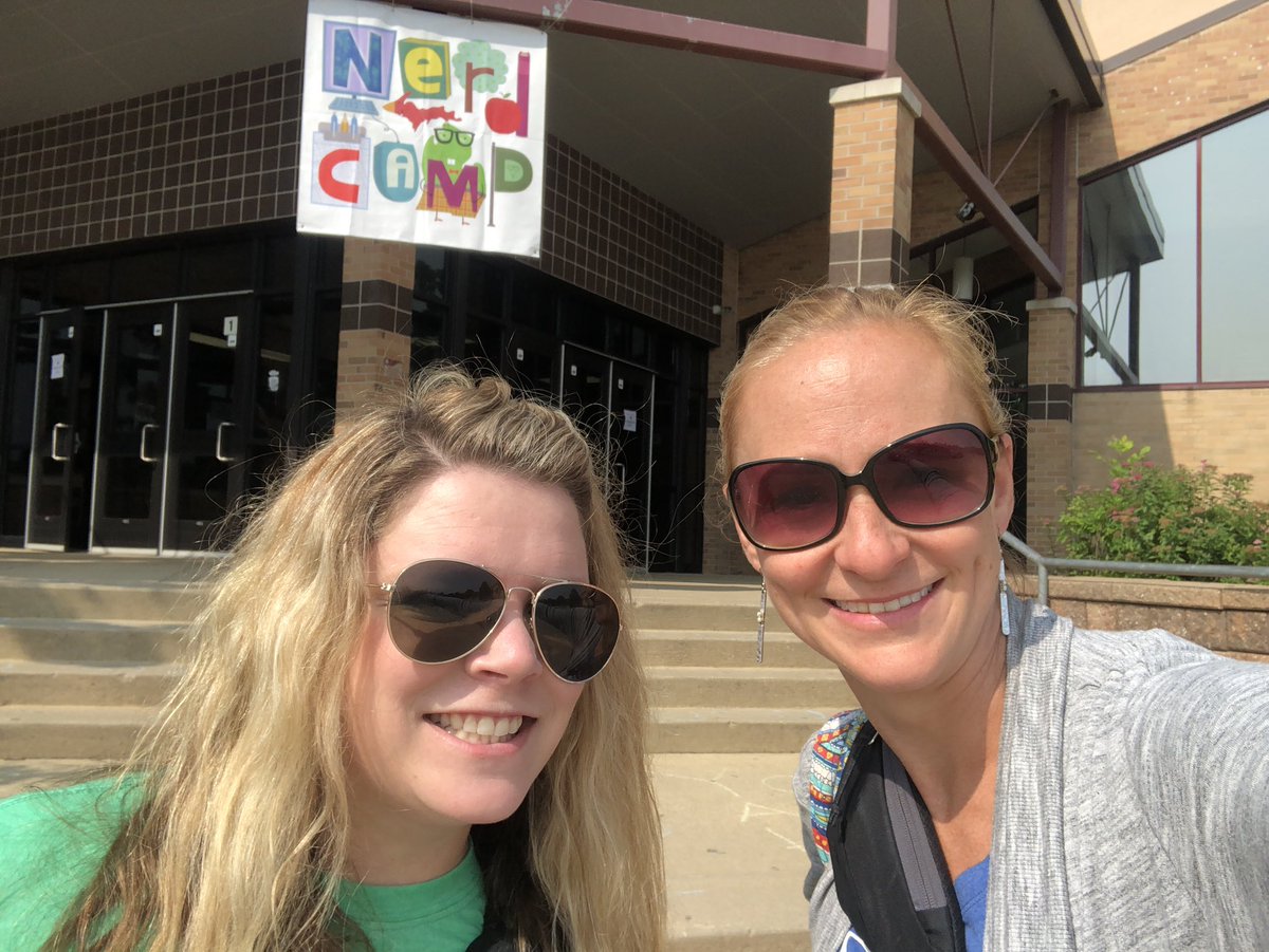 literacy_lovin's tweet image. That’s a wrap! #nerdcampmi2019 in the books. Soooo good! My heart and my bags are full. ❤️ @salton_tracy #nErDcampmi see you next year!
