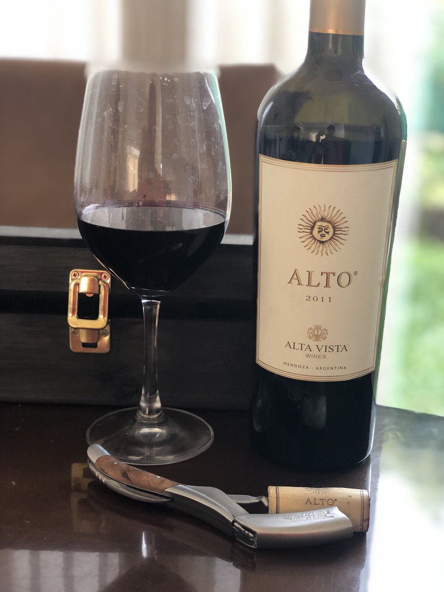 Ojalá que el ☀️ empiece a brillar para todos por igual, salú 🍷