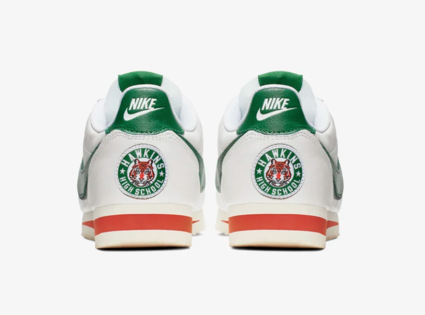 Diegozke's tweet photo. Stranger Things 3 fue pésima, pero aún así me compraría alguna de estas zapatillas. Nike está haciendo todo bien. https://t.co/zwo1l90H1W
