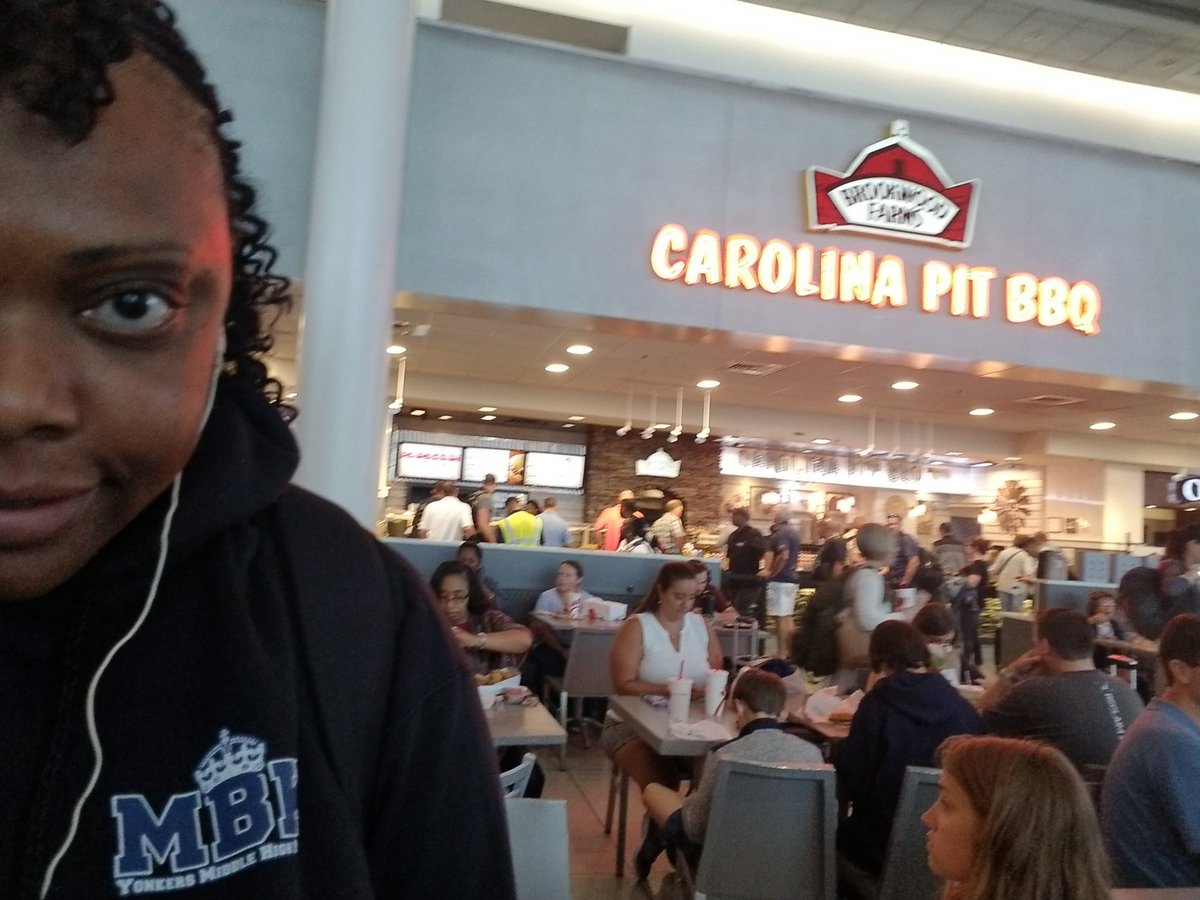 Dr_Connally's tweet photo. Let's see how many places this sweatshirt can go this summer. MBK the travel edition. #WeRMBK everywhere
First stop Charlotte, NC https://t.co/Z8nkuo5wHR