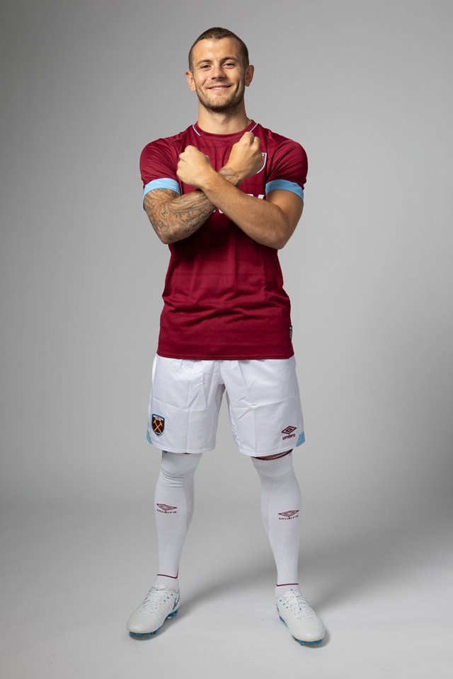 Jack Wilshere became a hammer one year ago to the day. Look forward to seeing you continue this season <a href="/JackWilshere/">Jack Wilshere</a> . dg