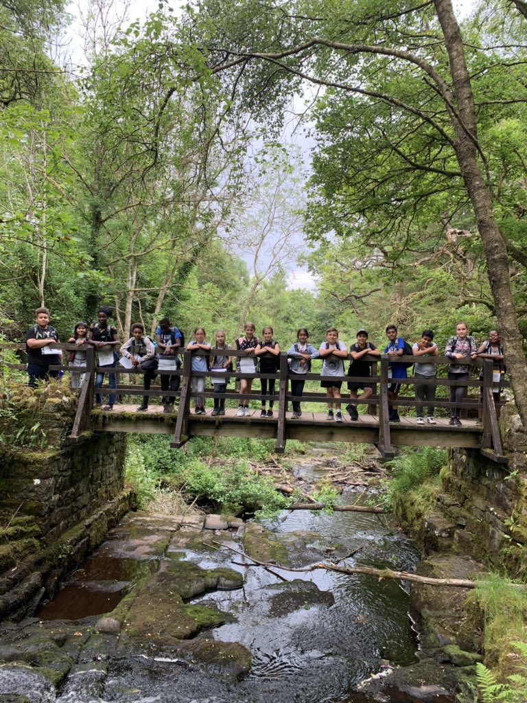 Enigma4Sports's tweet photo. @ClaycotsSchool Silver Award have arrived in the Brecon Beacon, ready for their expedition. https://t.co/2vBI817tJn