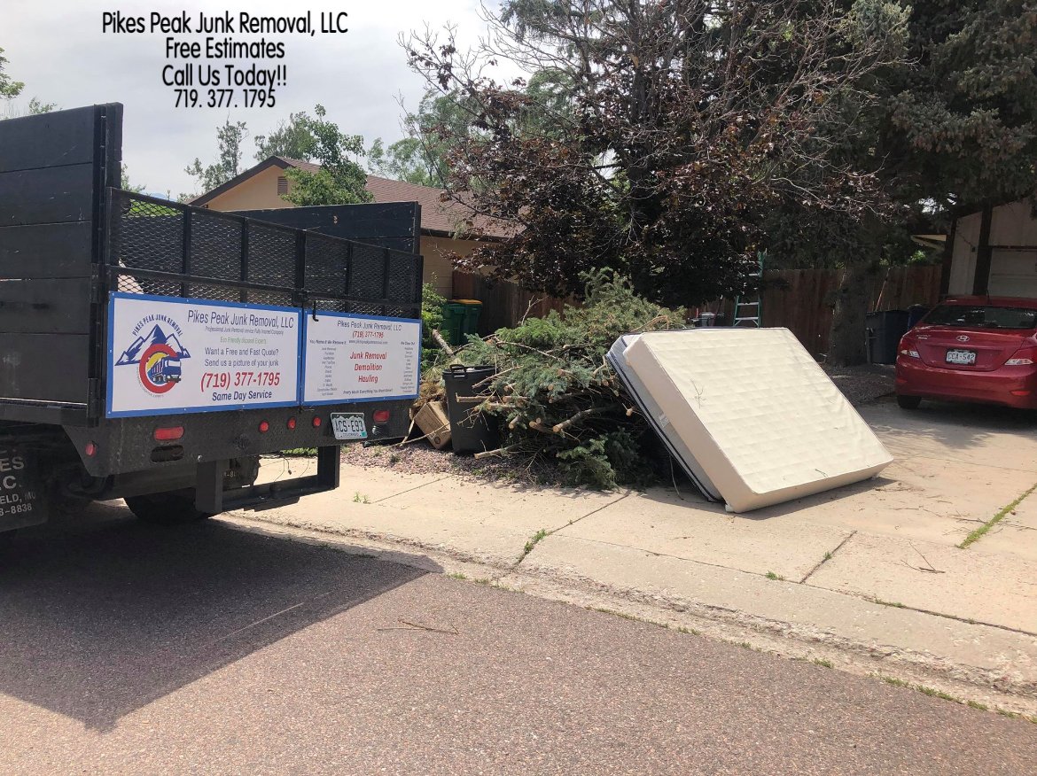 pikespeakjunk's tweet photo. @JunkPeak
#junkremoval #trashremoval #treebranchesremoval #garagecleanup #housecleanup #hottubremoval #deckremoval #cleaout #demolition #matressremoval #appliancesremova #furnituremoval #shedsremoval #carpetremoval #pools #tvremoval
Serving #Realtors #Investors #propertymanagers https://t.co/K679QKUtPb