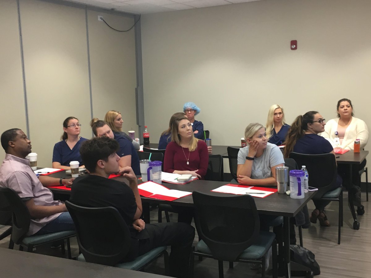 KCOrthopaedics's tweet photo. Today we welcomed new members to our ever growing team at #KCOI.  We are very excited to have all of these great employees here to help us provide the best possible care to all of our patients and the community. https://t.co/dWHoOnCQN3
