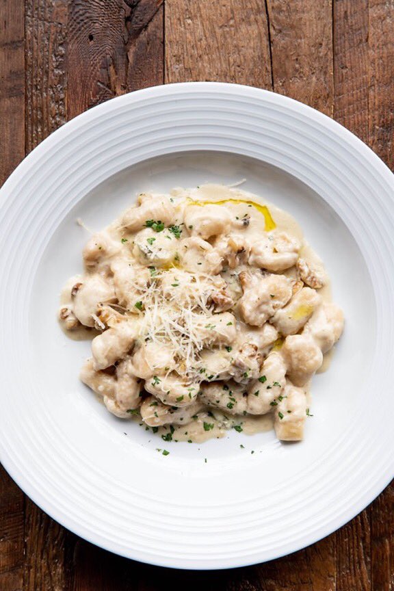 Share your meal highlights! Be sure to tag your photos and tweets with #LiciousTO