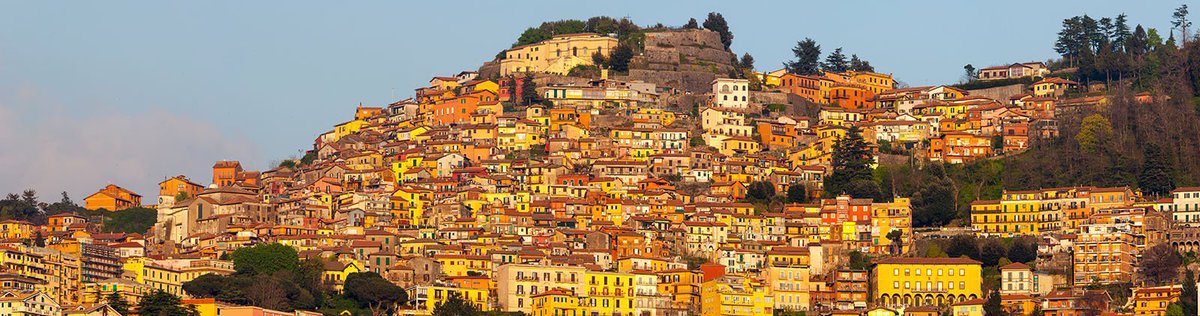 Fa caldo. Piscina, mare, lago o campagna… no, si va ai #CastelliRomani, freschi d’estate e mèta ideale per una sana scorpacciata tra le mura delle celebri fraschette #Roma <a href="/VisitCastelli/">visitcastelliromani</a> 
👉 visitlazio.com/web/luoghi/dic…