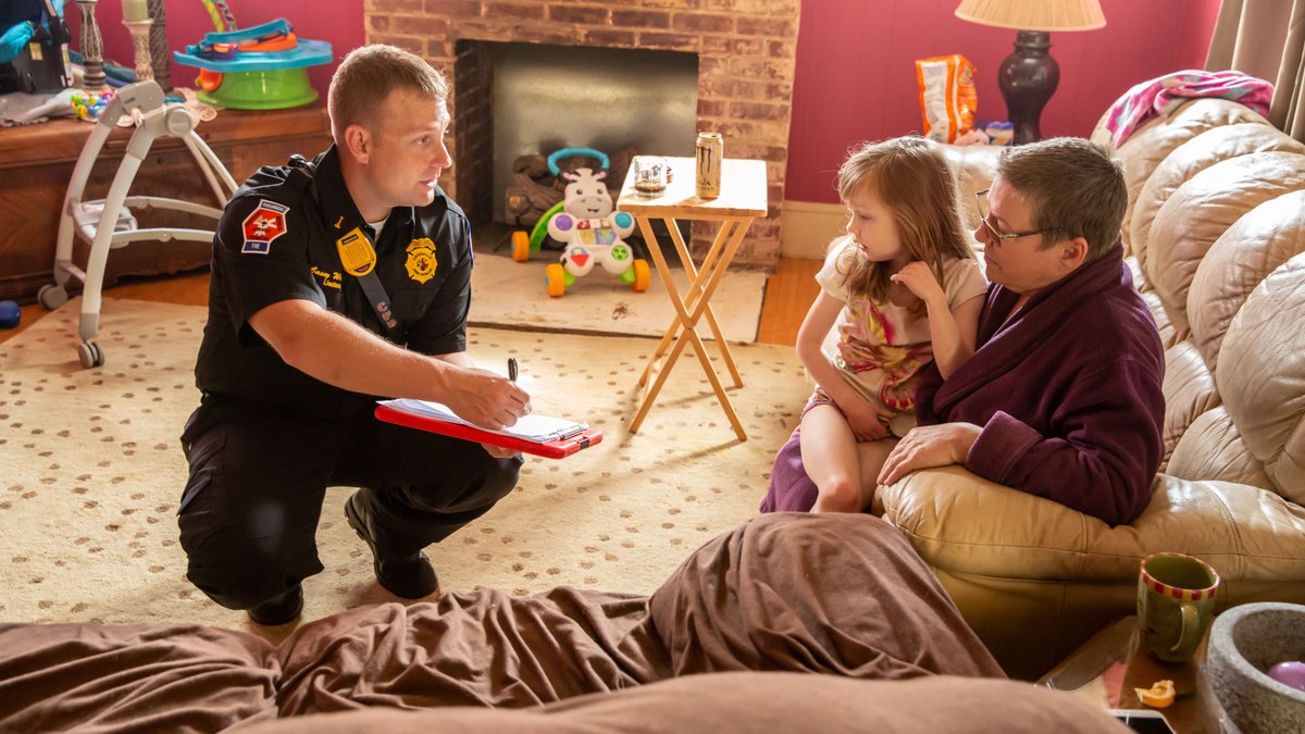 wcpltn's tweet photo. RT @TNCommerceInsur: #DYK: Many fire departments in Tennessee offer free smoke alarm installations through the “Get Alarmed, Tennessee” program. Call your local fire department to see if they participate! #smokealarms #firesafeTN https://t.co/HmtBEQ4n5S