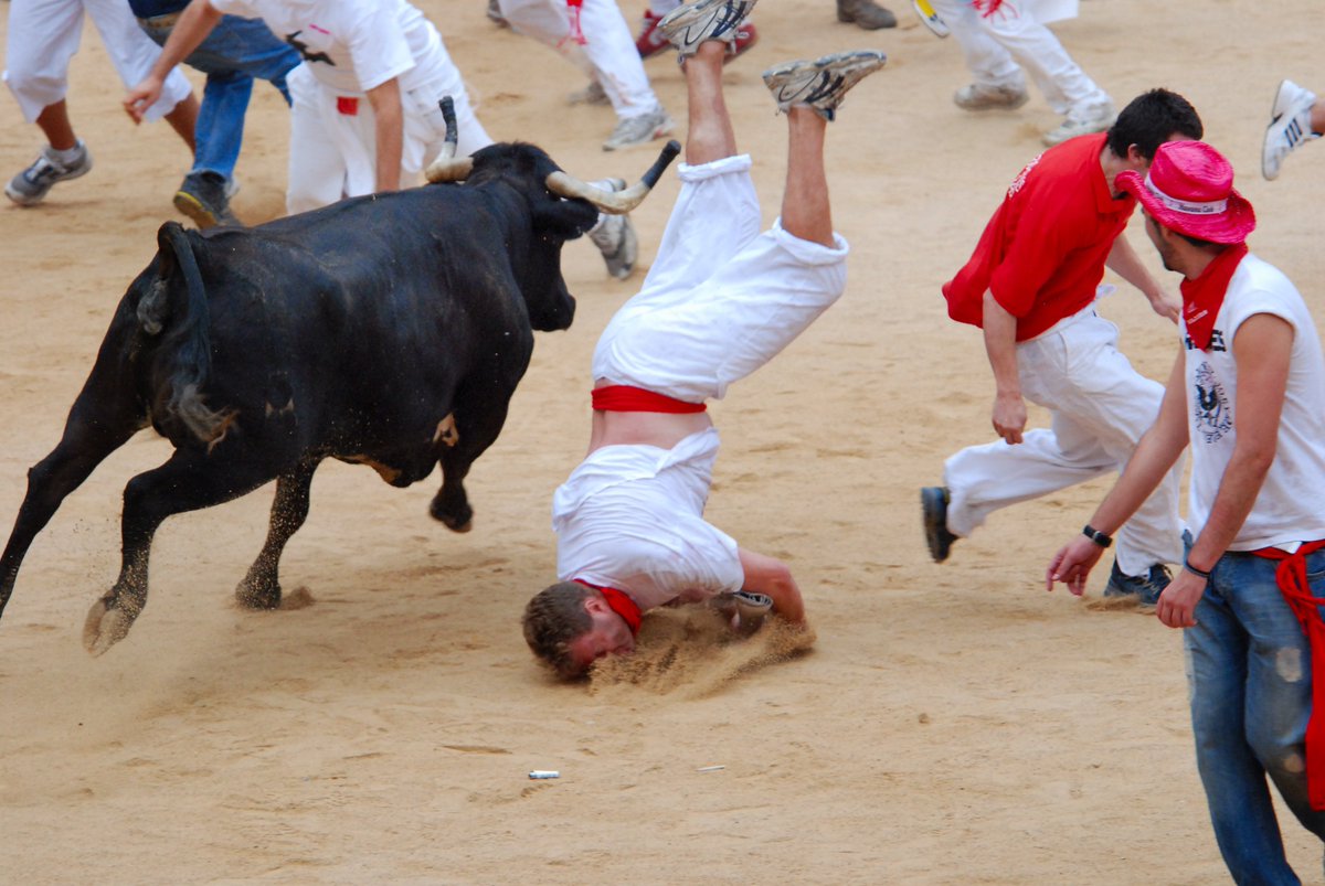 TropicalTastes's tweet photo. Greetings - well it's fiesta week in Pamplona, Spain, - lots of street Bull Running! https://t.co/51Jr7aTfxM - If you fancy something a little more sedate why not take a look at our current holiday deals - https://t.co/4e5na6PWqC  Paloma.x
#holidays #cruises #TuesdayMotivation https://t.co/nffvkQjnKP