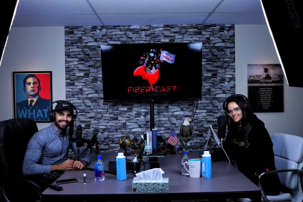caleylacerdaf's tweet photo. 🌹FOR OUTLIERS, BY OUTLIERS🌹
•
FiberCast Episode 12 featuring @SamaraMartins__ is now available on YouTube and ITunes
•
Check it out! 📲🗣🔥 https://t.co/uAQXZPQjKX