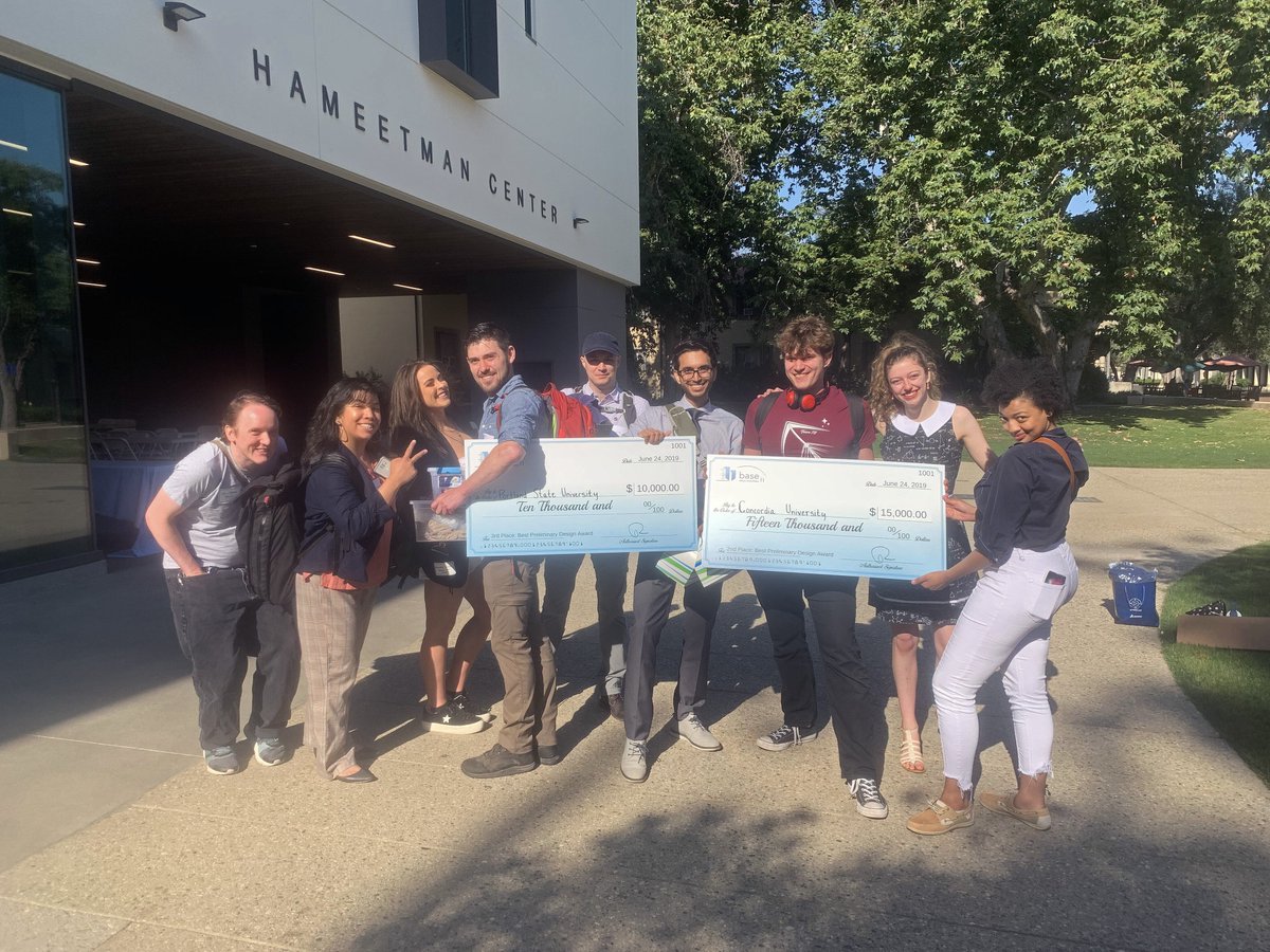 PSUinfoandnews's tweet photo. .@Portland_State team places 3rd at international @base11STEM space challenge.

https://t.co/qFFPFUMao6 https://t.co/kMnFQtAPBH