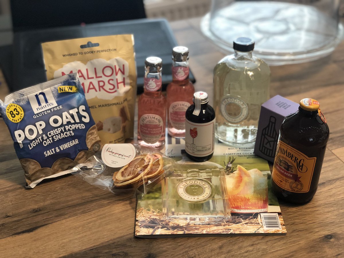 AmyBakes94's tweet photo. @craftginclub I have finally signed up and received my first box! Already in love with all the goodies inside and can’t wait to start making cocktails from the Ginned! Magazine #gin #summer https://t.co/ykyB8TQPMO