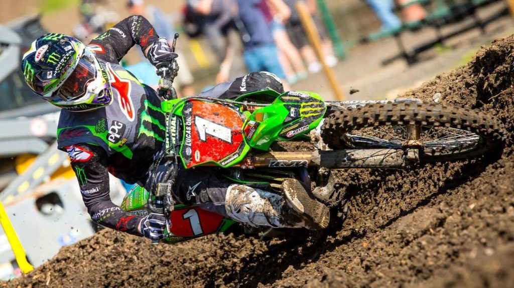 FuelUniverseTV's tweet photo. Tomac se impone en RedBud pero Musquin es el héroe del día || https://t.co/4X95aTHFcK ||
#AMAProMotocross #Tomac #Kawasaki #RedBud #Musquin #KTM #Anderson #Husqvarna #FuelUniverse https://t.co/BYbyeKgEDW