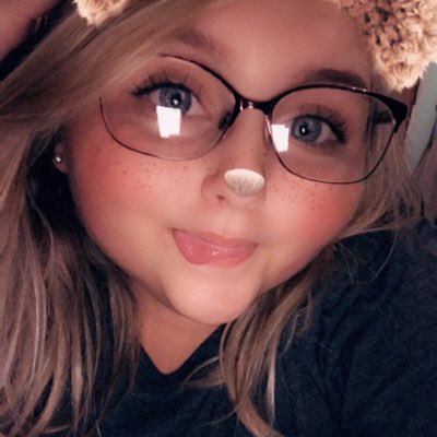 HanahPelster's tweet photo. #NewProfilePic https://t.co/fejPlHJSna