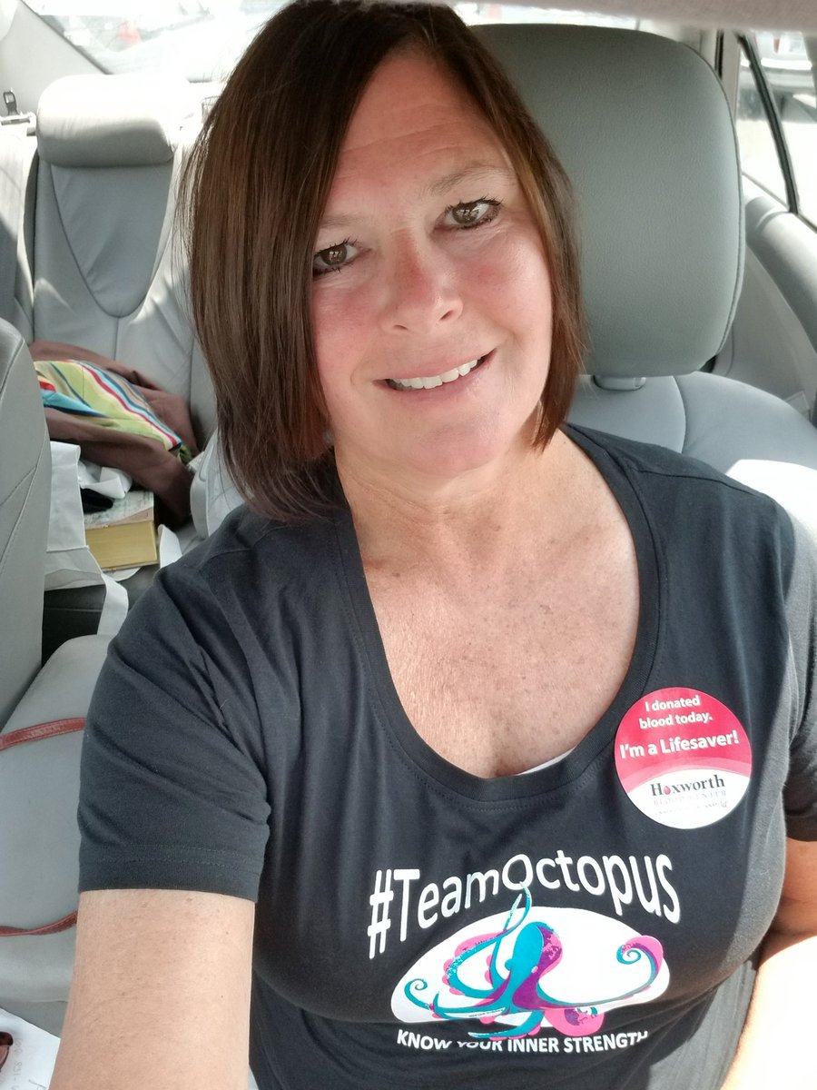 leslie_molnar's tweet photo. Donated a pint in honor of Zoey and @annbradenbooks Happy #TeamOctopus Day! #knowyourinnerstrength https://t.co/PPKw0049sg