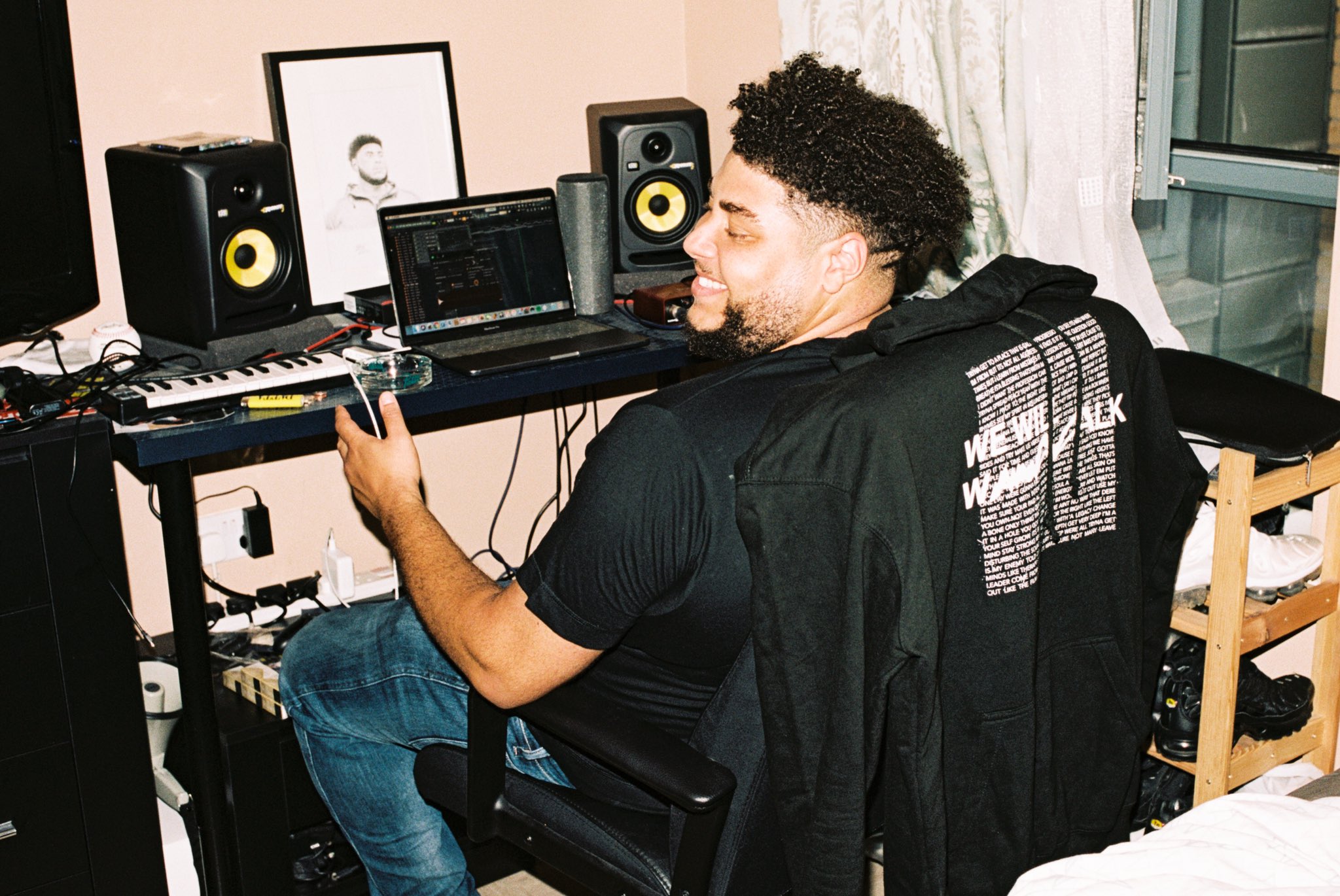 Big Zuu My New Project Is Out On Friday So I Got Some Limited Edition We Will Walk Merch Dropping On Friday As Well Go Presave Preorder The Ep Now T Co 5faecghgsr Jordhughesphoto T Co Ifuya0ycnm Big Zuu My New Project Is Out On Friday So I Got Some Limited Edition We Will Walk Merch Dropping On Friday As Well Go Presave Preorder The Ep Now T Co 5faecghgsr Jordhughesphoto T Co Ifuya0ycnm