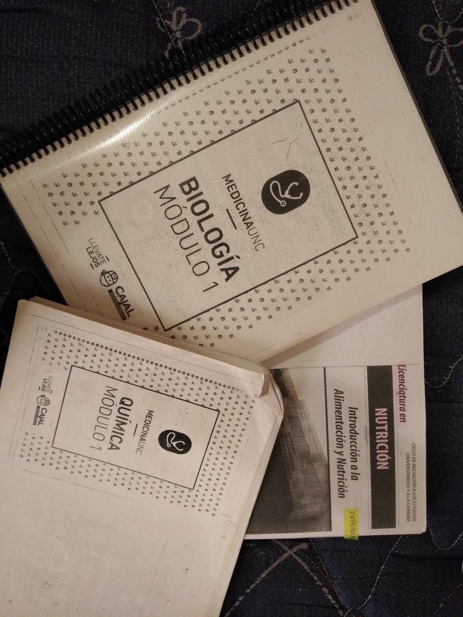CbaVendo's tweet photo. Vendo lo necesario para el ingreso a nutrición. todo a $300 @VivireNuevaCba @VivirEnNuevaCba https://t.co/ZAP0p0Qf9C