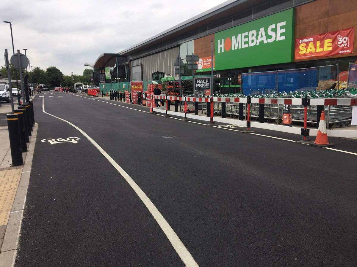 Changes to the cycle lanes outside Homebase. Looks like the opportunity to physically stop motor traffic using this as a cut-through has been lost. No no-entry signs any more either. Previous layout:  https://www.cyclestreets.net/location/38039/   @camcycle