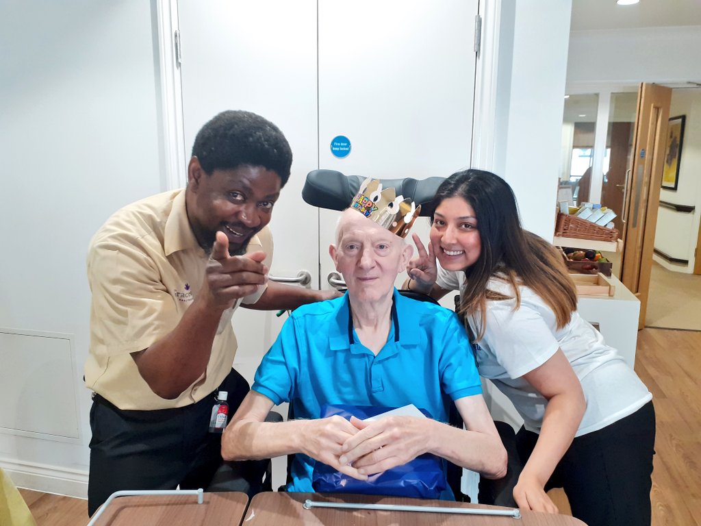 GoEActivities's tweet photo. Happy Birthday Geoff. We hope you have had a wonderful day. Only blue and white for this city fan at #GracewellofEdgbaston @JazzVirkTweets @GracewellHealth @SteventonZoe https://t.co/OKHzHq8SYf
