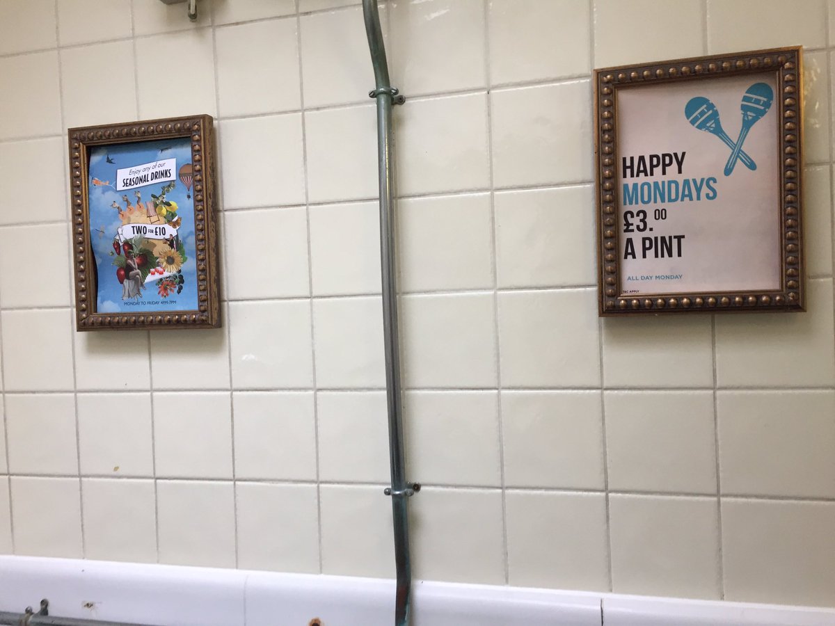 ratemybog1's tweet photo. Easton Pub, Clerkenwell, London. OLD SKOOL. Classic pub gents vibe. Skylight made seeing where you going easy, so no splashy accidents. Liked the green/cream tile splits. No odours at all. Easy access for disabled folk. 8/10 @TheEastonPub #skylight #clerkenwell #London https://t.co/0lcTFlWt2t
