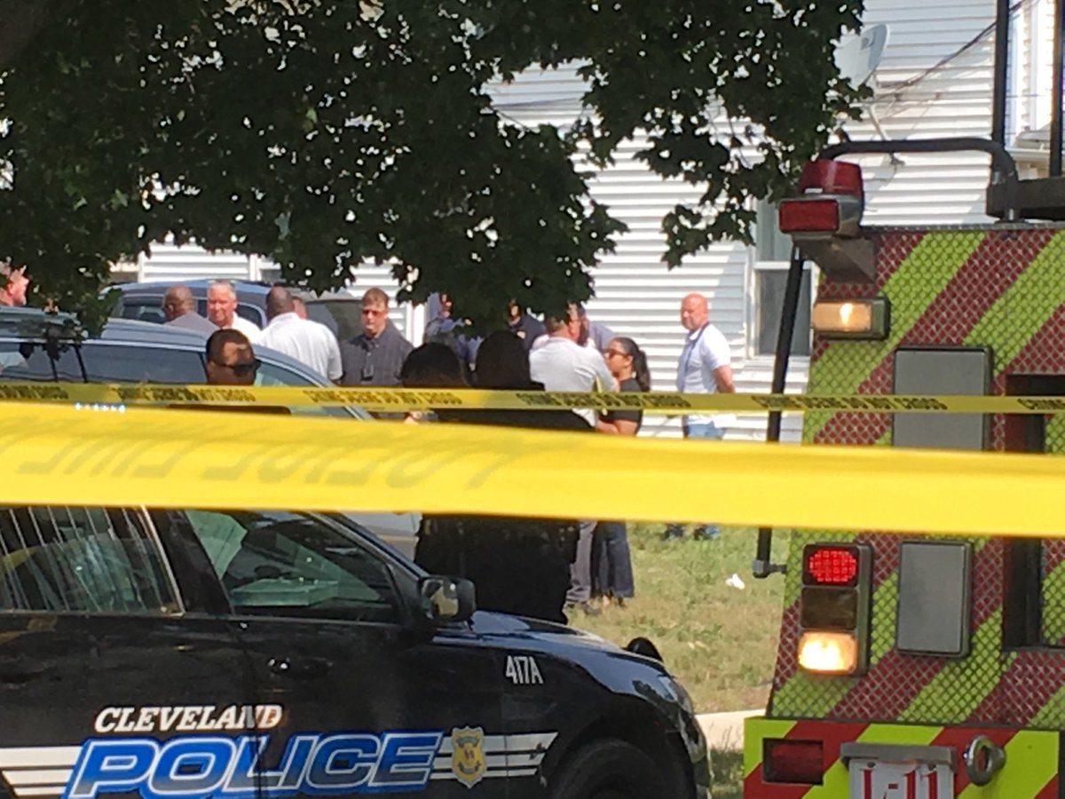 JTullosCBS19's tweet photo. #UPDATE: @CLEpolice confirm two children and a woman were found dead inside a home on E. 63rd. A man was found shot to death in the adjacent field. No names have been officially released. @cleveland19news https://t.co/AH5Pfu5Acr