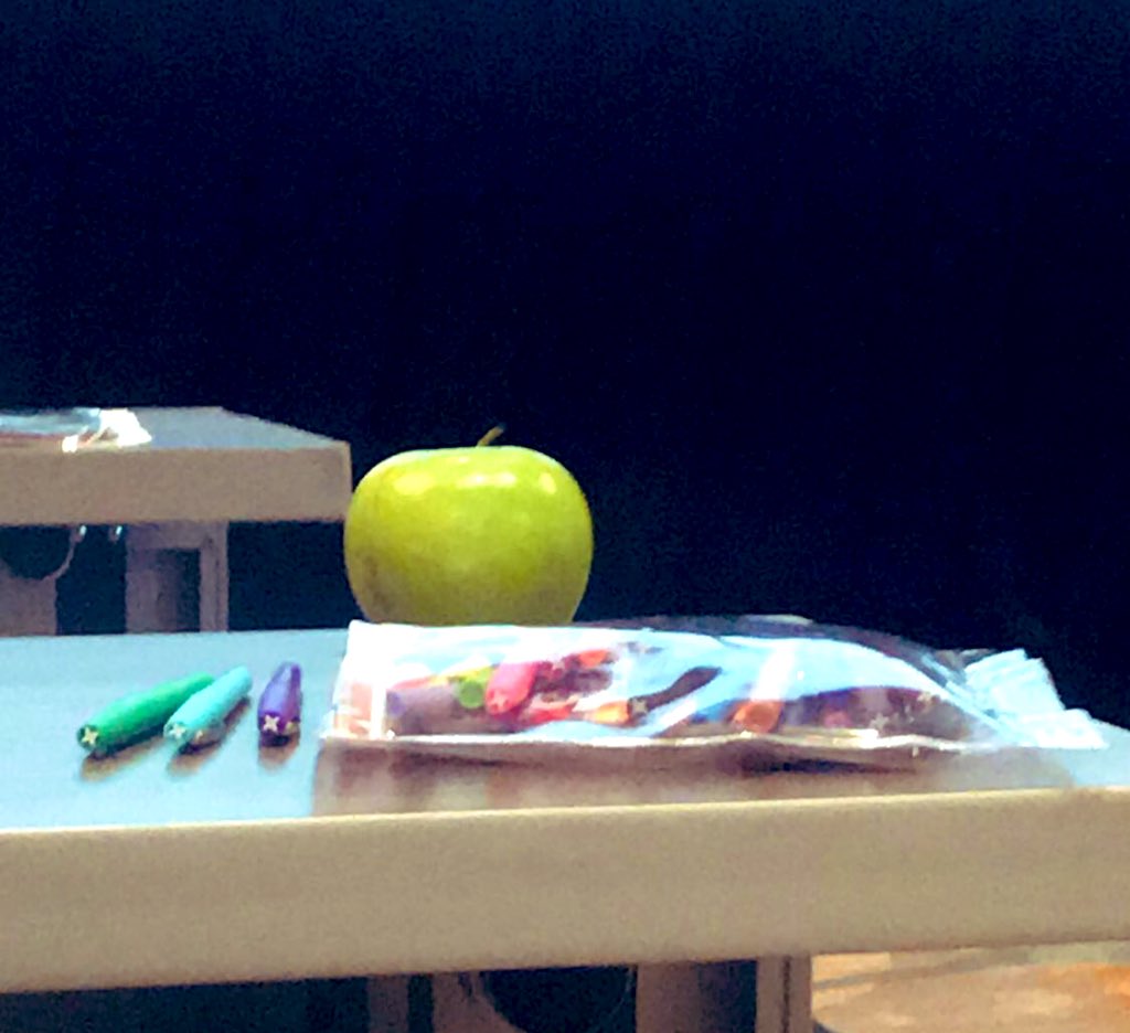 kypfeff's tweet image. Flair 🖊&amp;amp; 🍏 ..... only at a 👩🏻‍🏫 conference 😜!!! #mathplus2019