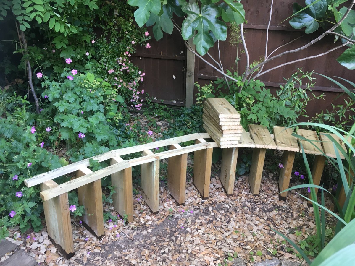 Georgia Lindsay tweet media