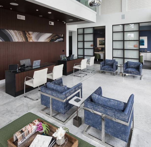 AltaStrand's tweet image. Our leasing specialists are some of the best in the biz! Come by and see all they have to show you at @AltaStrand!