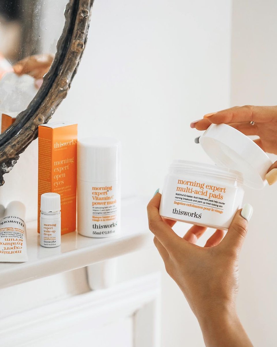 BeautyExpertCom's tweet photo. Start the week right with the @thisworks Morning Expert range, infused with Vitamin C for ultimate skin radiance.
.
Shop via: https://t.co/1jIeVzZFdT
.
Photo by @laurenhannahshepherd
.
.
#beautyexpert #thisworks #thisworksforme #skincare #thisworksmorningexpert https://t.co/8HnJmSbW9q