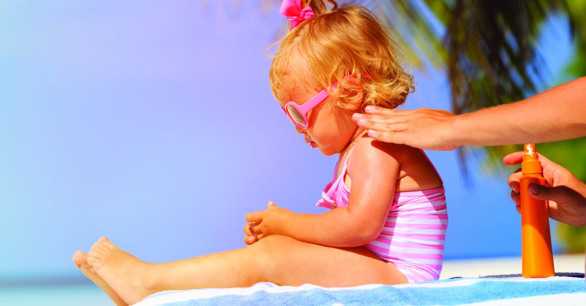 AdcockRentalsNC's tweet image. Here Comes the Sun: Summer Sunscreen Tips 
 ow.ly/W2nK50ujOnF  #sunscreentips #summerprotection
