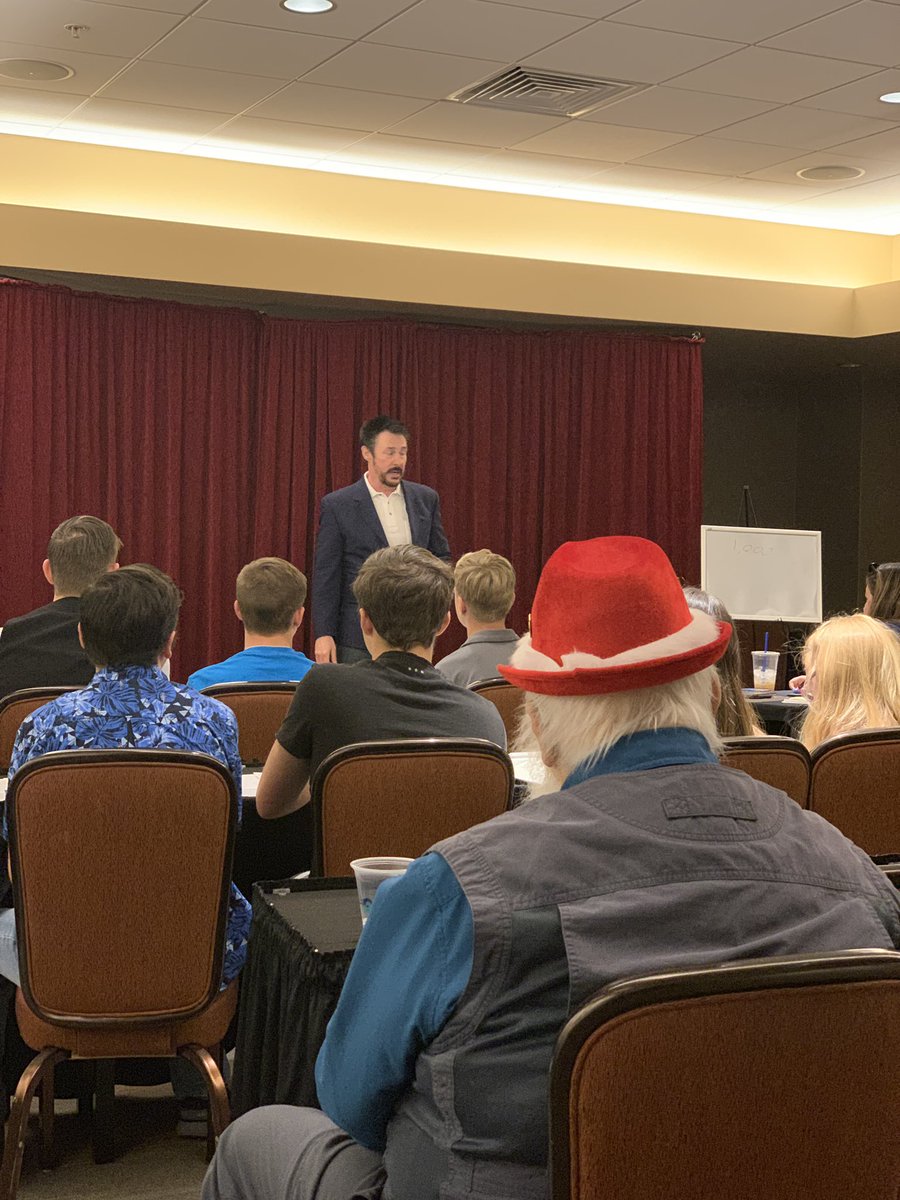 MagicScot's tweet image. Happening right now...Lance Burton Teen Seminar #ibmmagic #ibmconvention #Lanceburtonteenseminar