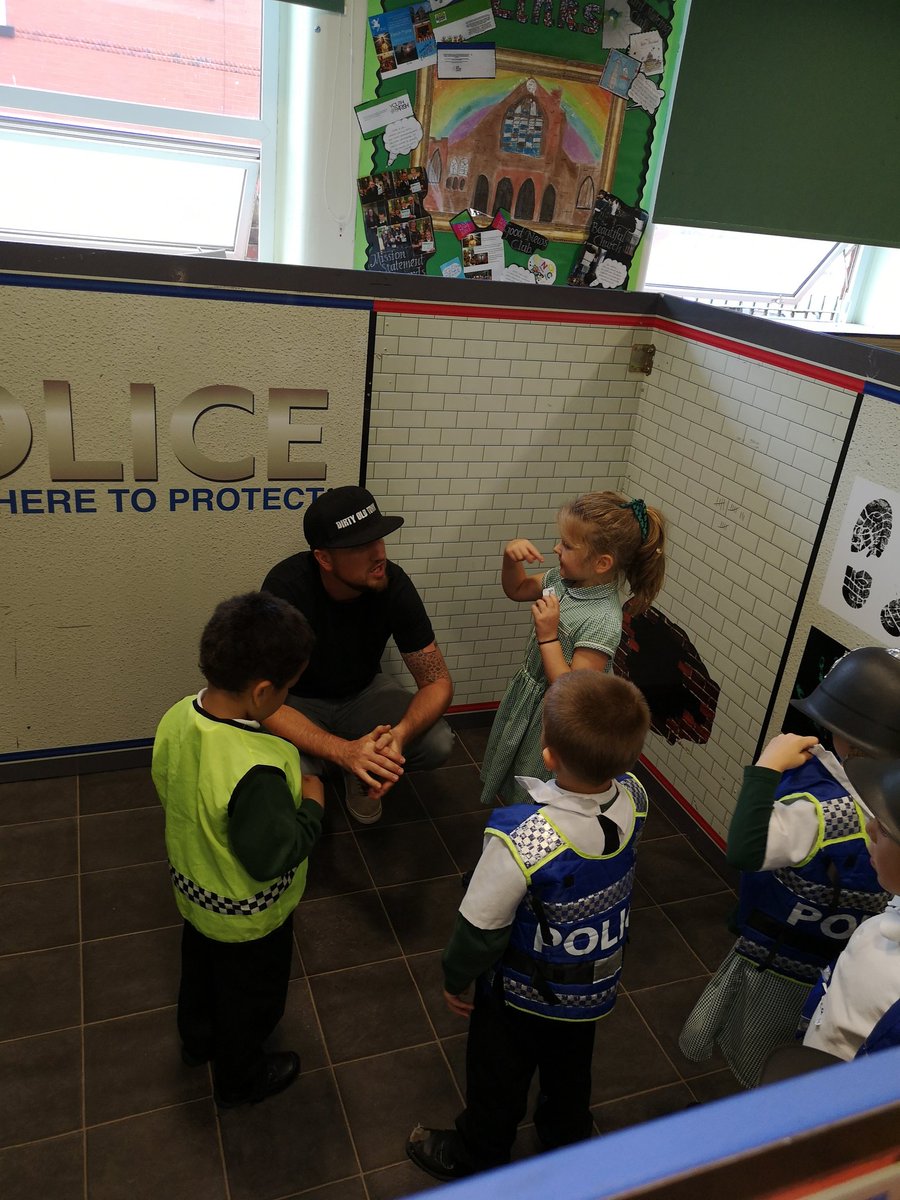 MrsFEYFS's tweet photo. CSI was in full flow today at Parish. Reception were on the hunt for a thief! Using the clues we found Bad Granny, the most unlikely suspect! @parishschool1 @merseysidepolice @clevercogsMCR https://t.co/xvgSWurvYx