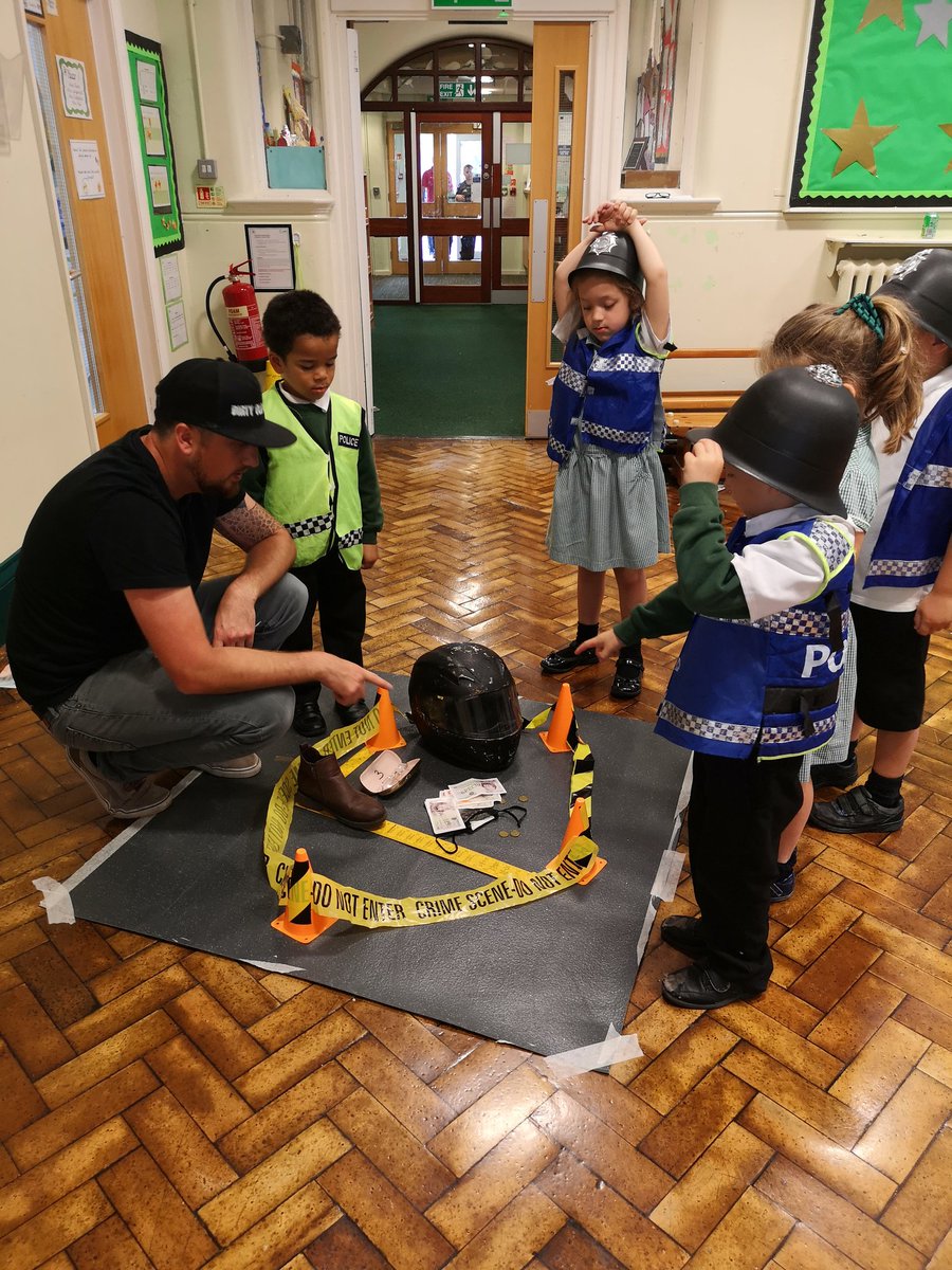 MrsFEYFS's tweet photo. CSI was in full flow today at Parish. Reception were on the hunt for a thief! Using the clues we found Bad Granny, the most unlikely suspect! @parishschool1 @merseysidepolice @clevercogsMCR https://t.co/xvgSWurvYx