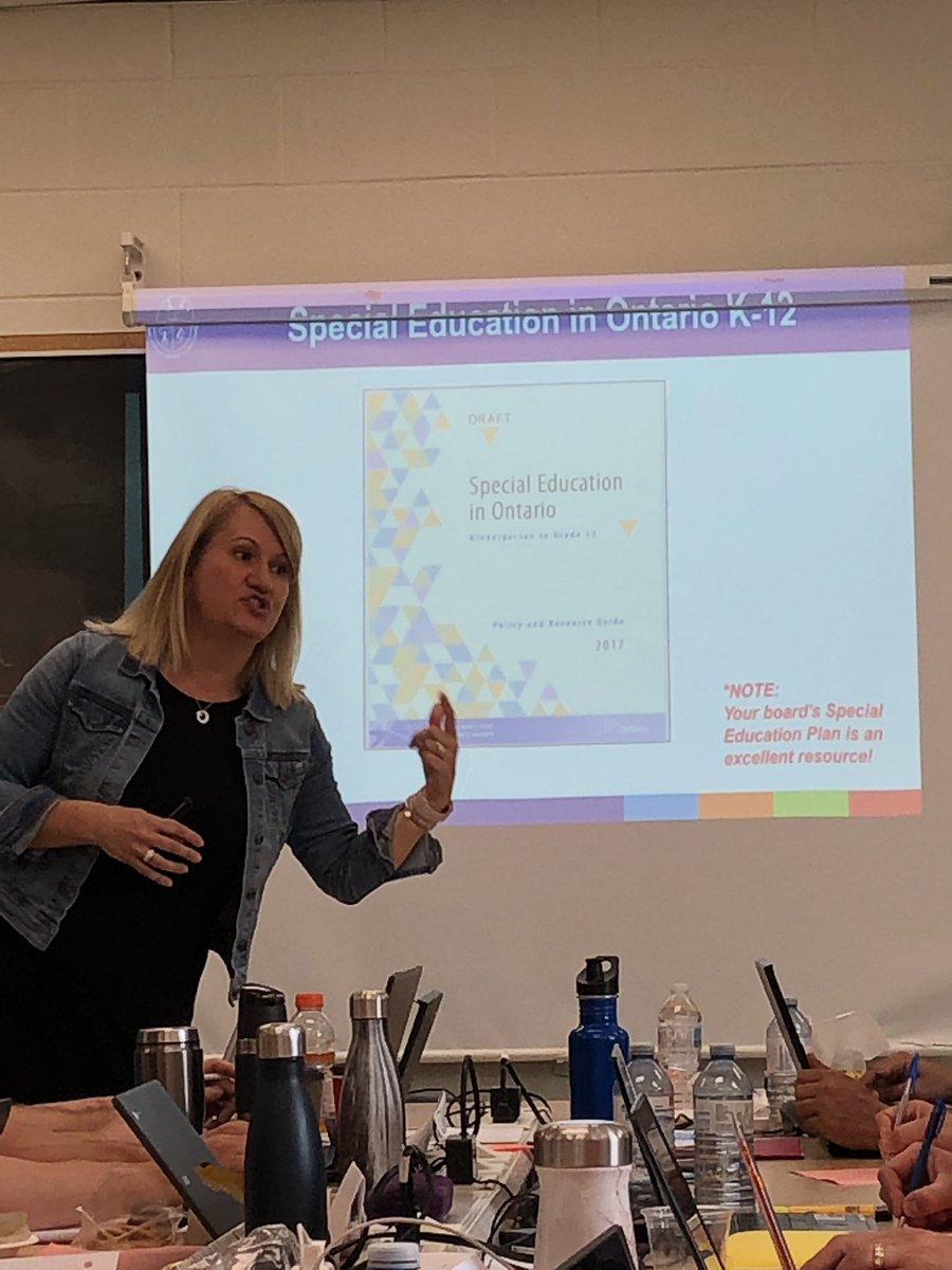 LdandreaLinda's tweet photo. An important role of the school administrator is supporting exceptional learners and who better to lead the discussion is Linda Lausic, Secondary Special Ed Coordinator @ycdsb @RocchinaAntunes @SSD_YCDSB @YorkUedPL #notyourregularAQ https://t.co/7umX10I5AK
