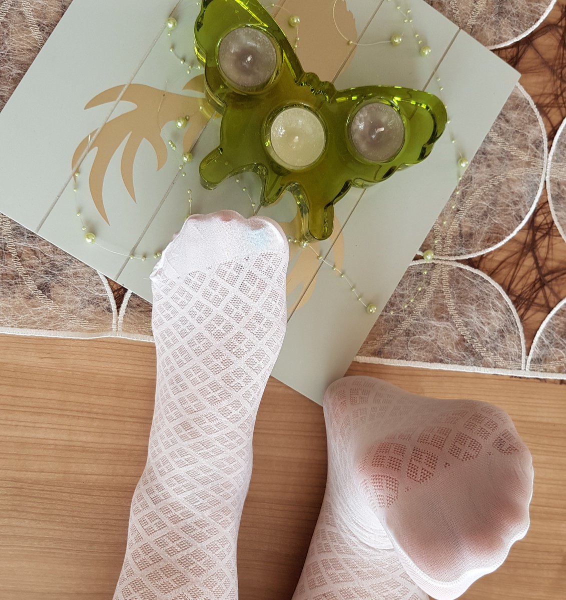 EliteDreamShop's tweet photo. ♍️ @LadyMystery666  ♍️

An die Schnüffler unter euch:

Wir wissen doch, dass du es liebst deine Nase tief in Socken zu stecken

LADY MYSTERY  trägt für euch duftige Söckchen 

Schwarz oder Weiss - Gut oder Böse - Ying oder Yang

Schnüffler Fotze hol dir deine Wunschfarbe 

JETZT https://t.co/0HUWm5qxQh