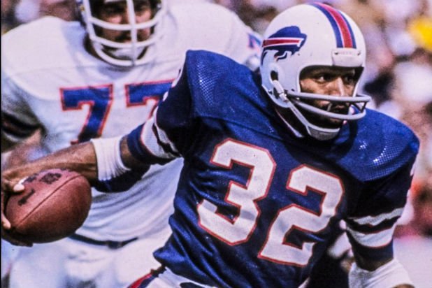 Happy Birthday to \"Juice\",  O.J. Simpson Bills running back 1969-1977. Born on this date in 1947. 