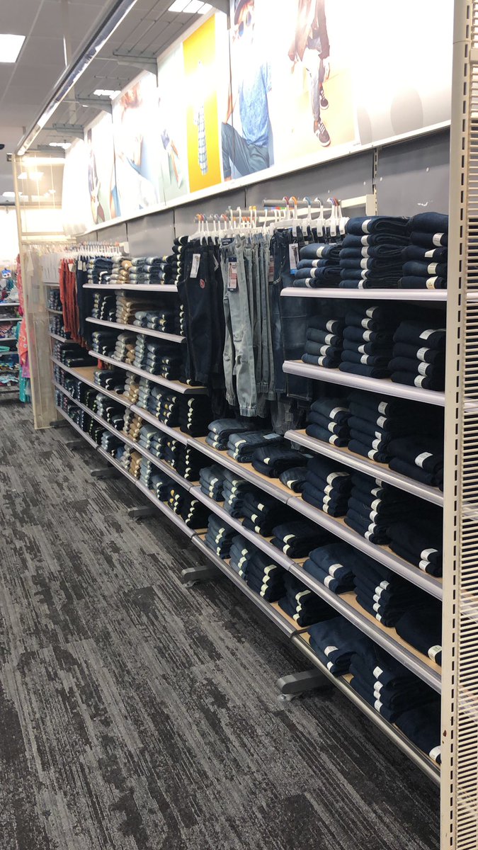 BullseyeMo's tweet photo. #Remodel #crispfolds https://t.co/3fHiGFkKNv