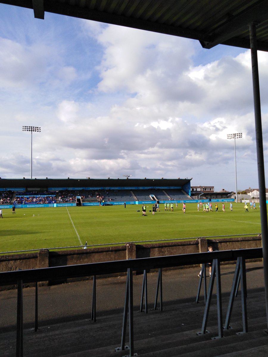 PauloHill16's tweet photo. Great evening for a match #COYBIB #Neller https://t.co/l90PrybzH5