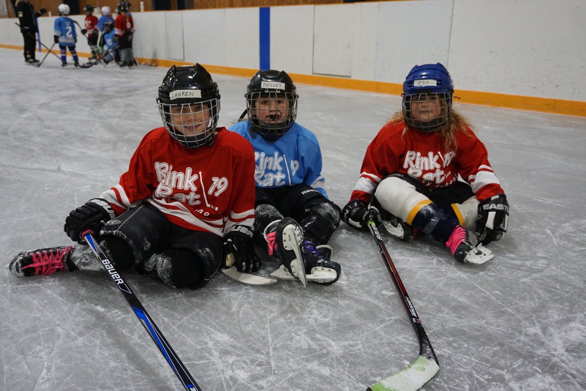 RinkRat19HS's tweet photo. Making lifetime friendships at RinkRat 19 Hockey School 😊🏒🥅 https://t.co/qtRpSQ3yNK