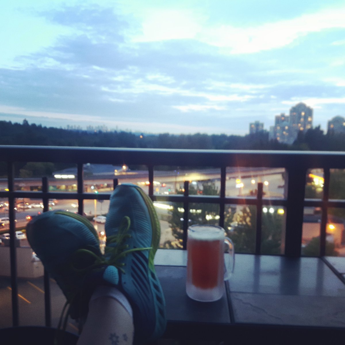 GarneauKimberly's tweet photo. Capped my birthday off with a workout &amp; beer 🍺

#islwell #isllife #islbby #birthday #globalchallenge https://t.co/pUiHYCEmrv