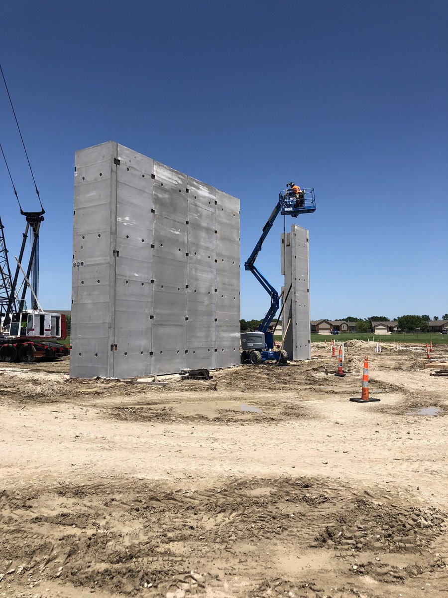 Bbrinker1's tweet photo. Exciting day at Stone Creek Elementary the gym walls are going vertical!!! #DerbyBondProgress @McCownGordon https://t.co/5Q4QxZoLW2