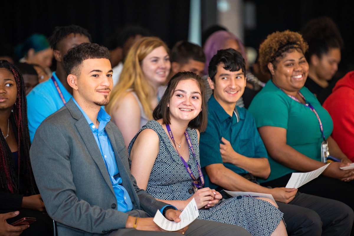 PaulQuinn1872's tweet image. Scenes from #SummerBridge 2019. #NationBuilding 2.0 #Dallas #HBCU 🐯💜