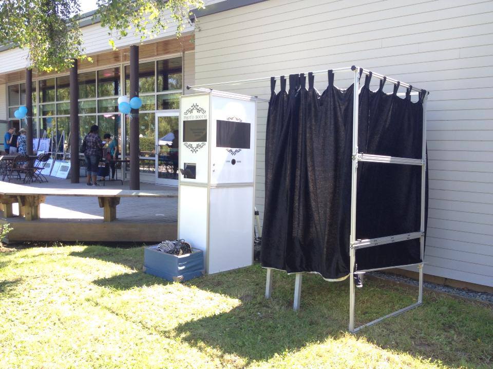 function_fun's tweet image. It’s #important to be #proud of the services that you provide. At #FunFunction, we supply only the best #PhotoBooth services. Give Us A Call at # (778) 767-5909 today! #PhotoBooth #PhotoboothRental #PhotoBoothRental #BurnabyV5A3Z1 bit.ly/2NgcG2n