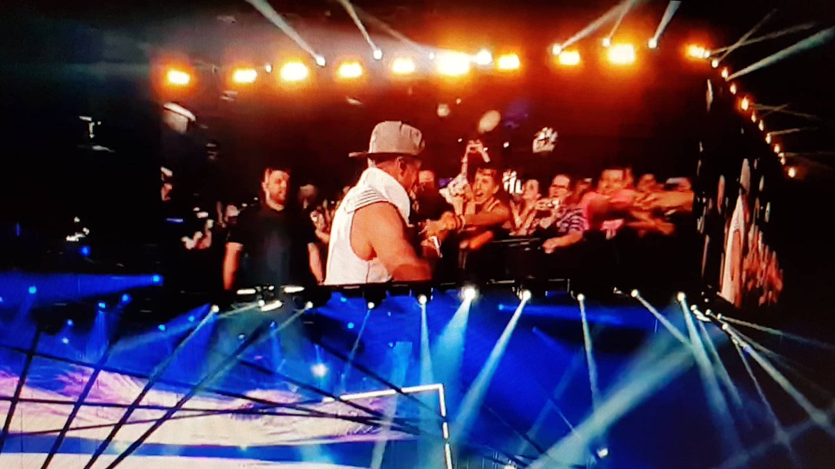 EnikoSasi's tweet photo. Exactly two weeks ago...Thank you for the great moments! Miss you guys! Hungary love you! @brian_littrell @kevinrichardson @nickcarter @howied @aj_mclean @backstreetboys https://t.co/DaULkuUdwp