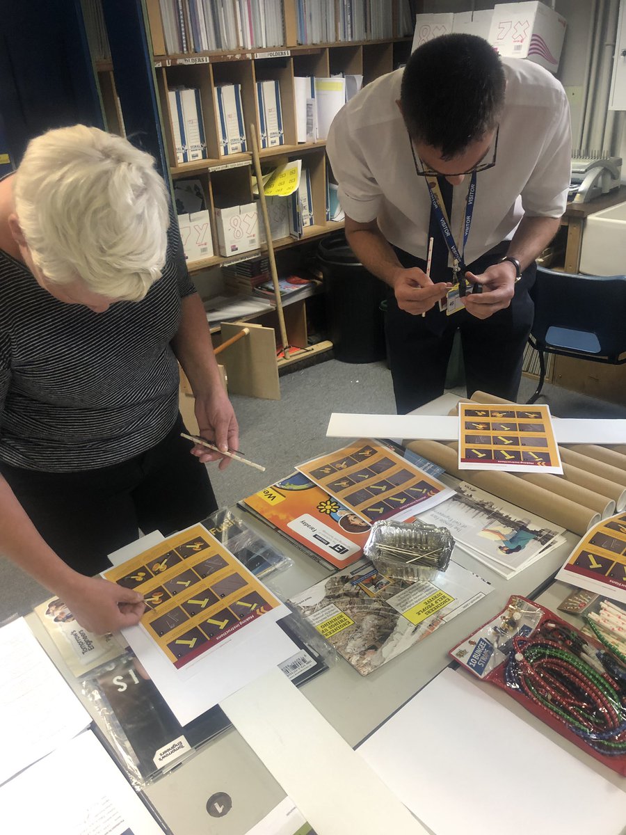 BeverlyMaloney's tweet photo. Tonight’s @EduRAEng network meeting looking into the #deployablestructures and #winning medals boxes. Thanks esp to Mr Baxter @MtreeSTEM for his delivery on primary STEM. Thanks to @RamseyAcademy @gilberdstem @clairefisher @tom_corker @Chris_Calver @BoswellsComp @STEM_RHS https://t.co/Ys3PzUsOcG