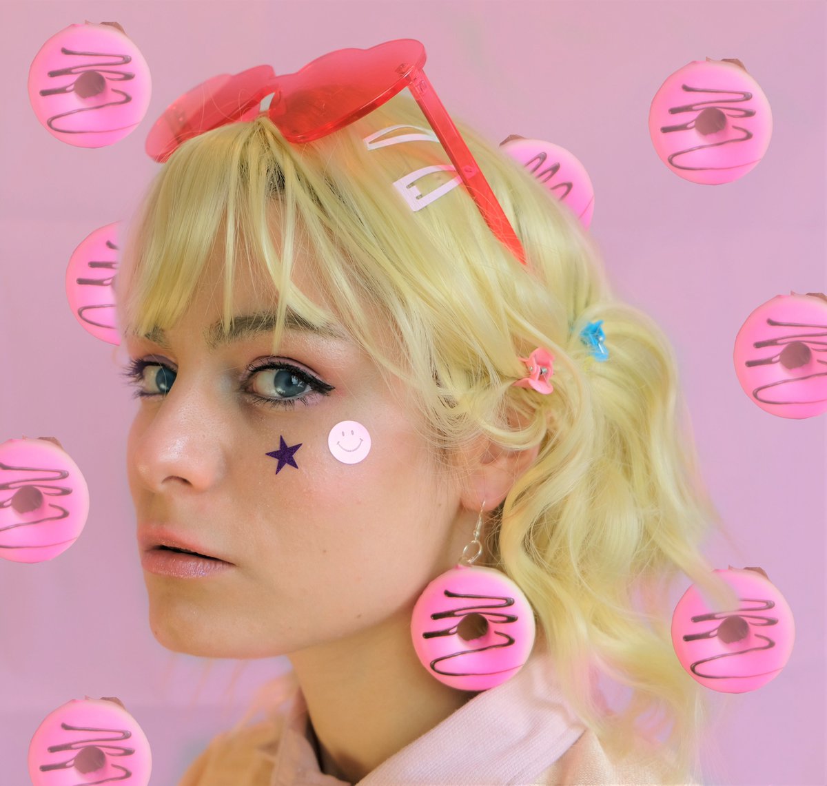 2POINT5D_STWEAR's tweet photo. #DONUT #EARRINGS out now in #rainbow colours ! super #cute #summer #accessory perfect for #festivalfashion <3
£6.00 available in pink, blue,green , orange and yellow #kawaii #harajuku #etsy #depop #handmade https://t.co/sWIRqQvzHw