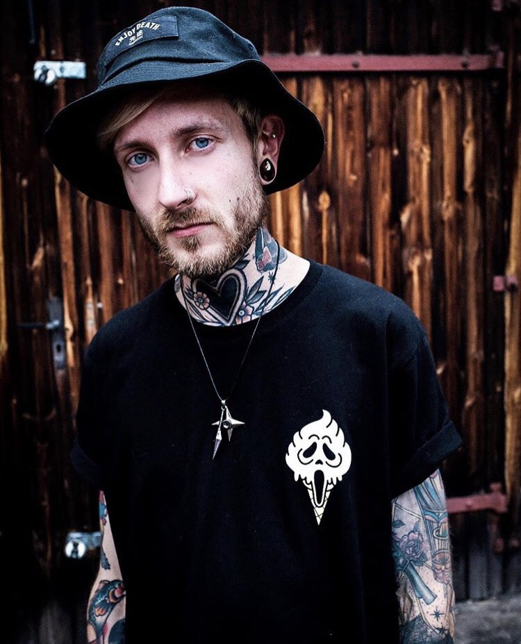 Thunder Apparel tweet media